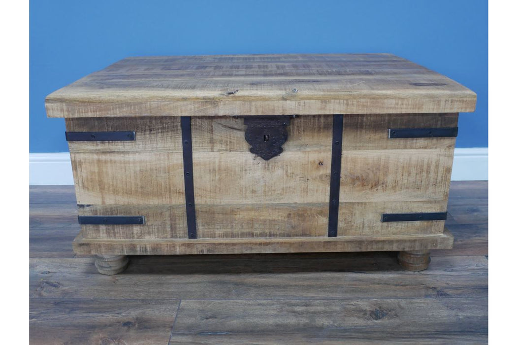 Trunk / Coffee Table Coffee Tables Sup170 