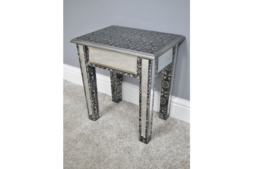 Embossed Side Table Bedside Table Sup170 