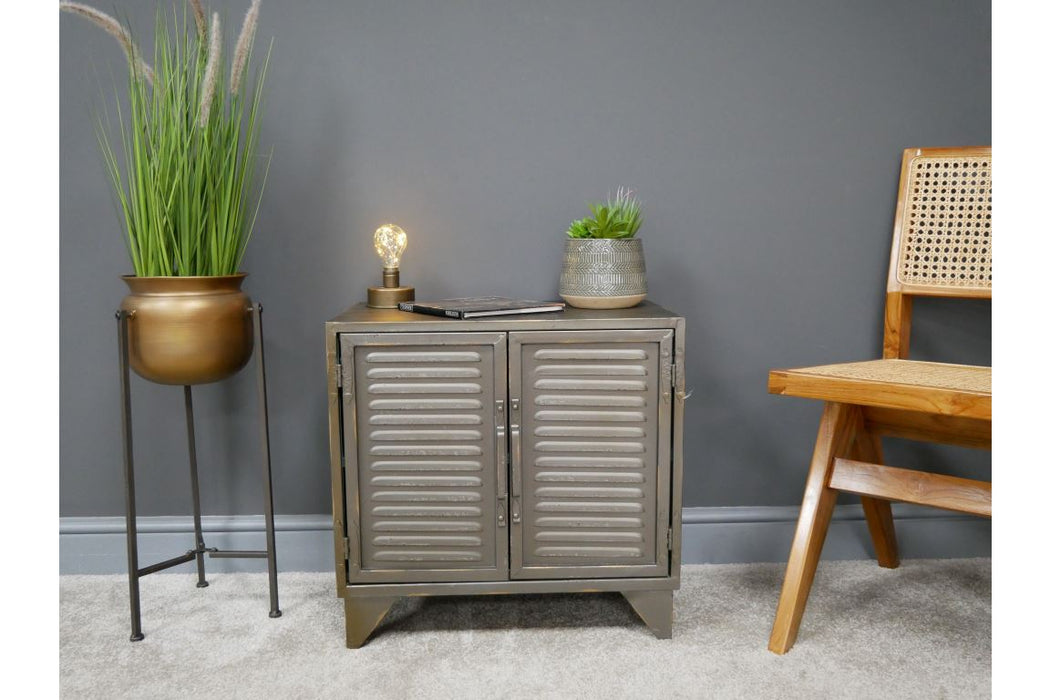 Small Industrial Cabinet Bedside Cabinet Sup170 