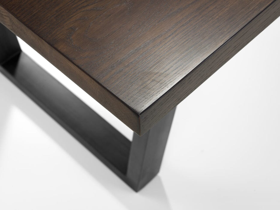 Brooklyn Dining Table - Dark Oak Dining Tables Julian Bowen V2 